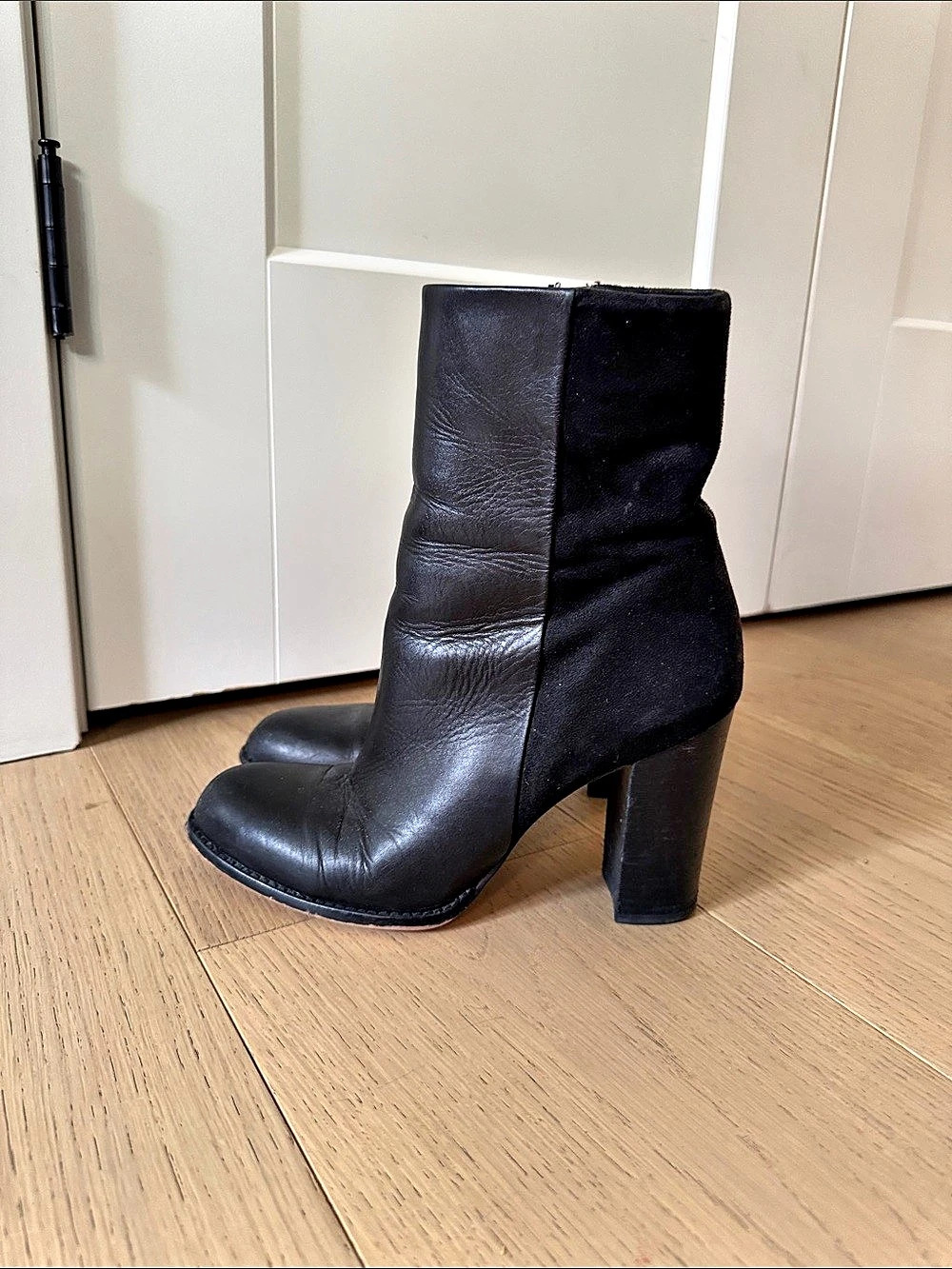 Sam Edelman Reyes Booties - Picture 4 of 6